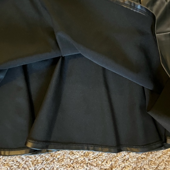 Plus Size Faux Leather Skirt - Picture 4 of 4